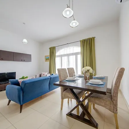 St Julians 2 Bedroom With Commanding Seaviews By Shortletsmalta * Сент Джулианс