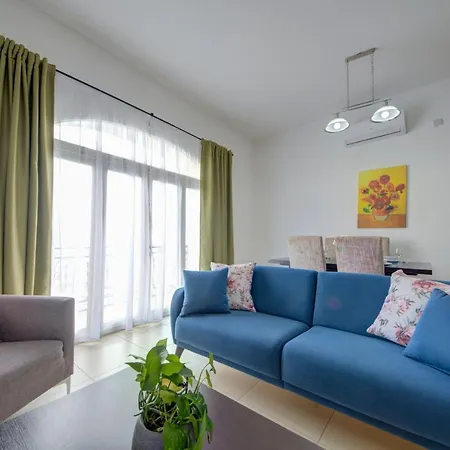 Apartment St Julians 2 Bedroom With Commanding Seaviews By Shortletsmalta