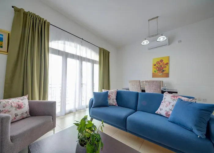 アパート Seafront 2-bedroom In St Julians