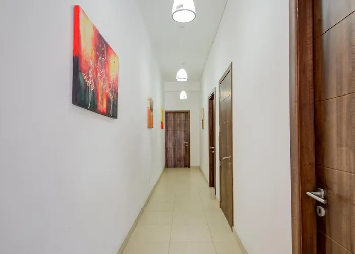 Seafront 2-bedroom In St Julians アパート *